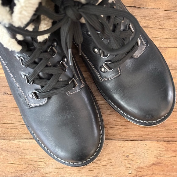 EUC Dromedaris Women's Kara Shearling Boot size 40 EU / 8.5US - Picture 7 of 8